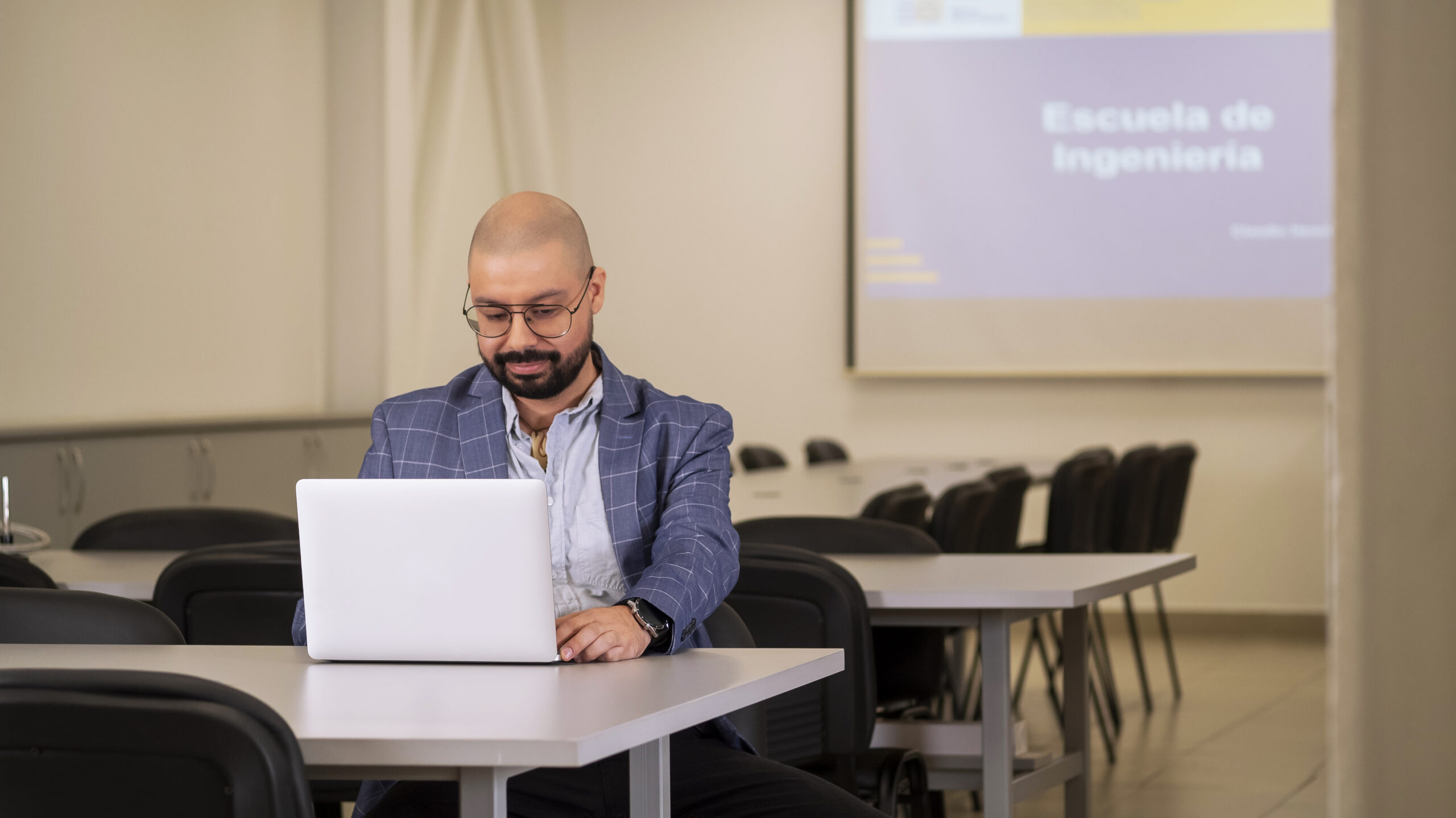 GESTIÓN DE DATOS PARA EL ANÁLISIS SOCIAL